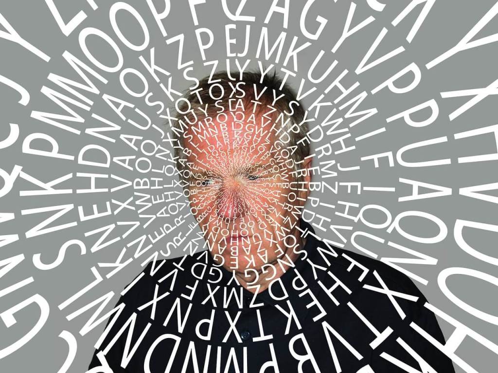 Coprolalia. Imagen de Gerd Altmann en Pixabay