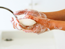 ¿Se puede lavar con jabón en el agua del mar?