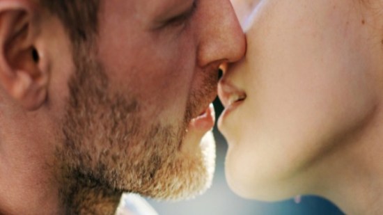 ¿Qué es el beso tántrico?