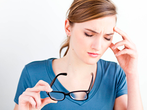 ¿Sufrir migraña agudiza el olfato?