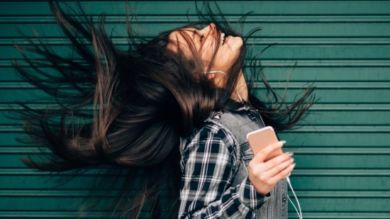 ¿Cuáles son las canciones que más nos emocionan?