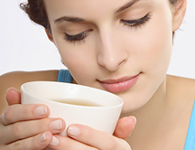 Tomar una bebida caliente ayuda a combatir el resfriado y la gripe