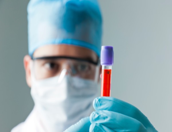 Detectar varios tipos de cáncer con una sola muestra de sangre