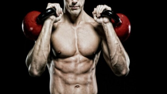 Los hombres se ven a sí mismos más masculinos si son altos y fuertes