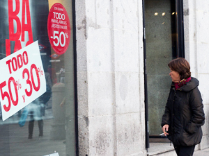 ¿Qué diferencia existe entre rebajas, saldo y liquidación?