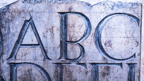 Veinte locuciones latinas que deberías conocer