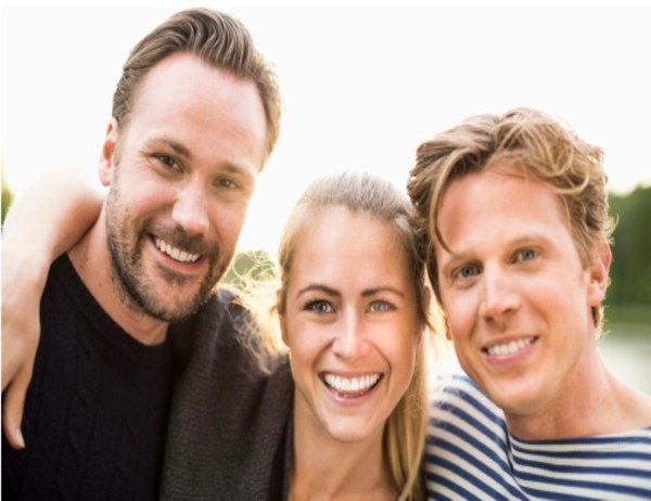 Para las mujeres, aumentar el número de amigos lleva a tener más relaciones sexuales