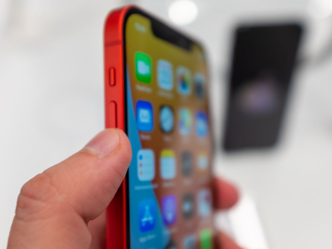 Cómo reiniciar o resetear el iPhone 12