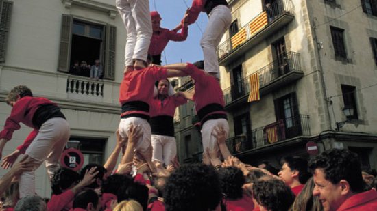 El curioso origen de los castellers