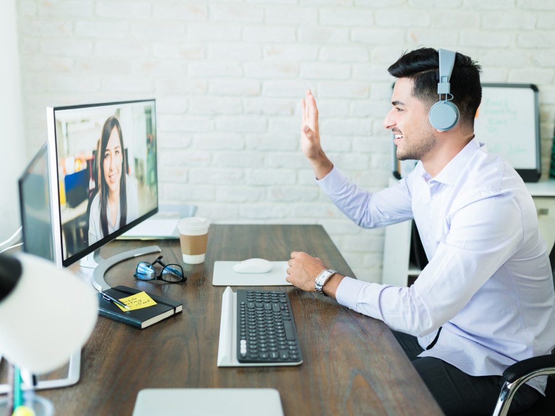 Cómo rotar la pantalla del ordenador en Windows y Mac