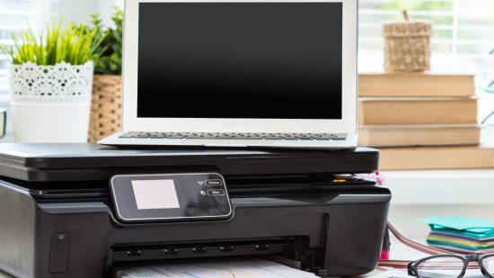 Cómo conectar una impresora a un ordenador portátil