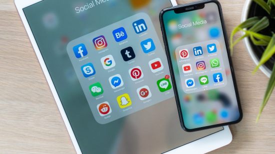 Desinstalar o eliminar una app en iPhone
