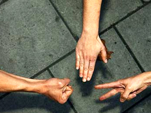 Hallan la fórmula para ganar a 'Piedra, papel o tijera'