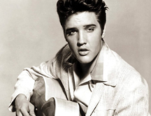 La historia de Elvis, un blanco en la corte negra