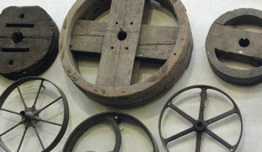 Ruedas del Museo Rocsen, en Argentina