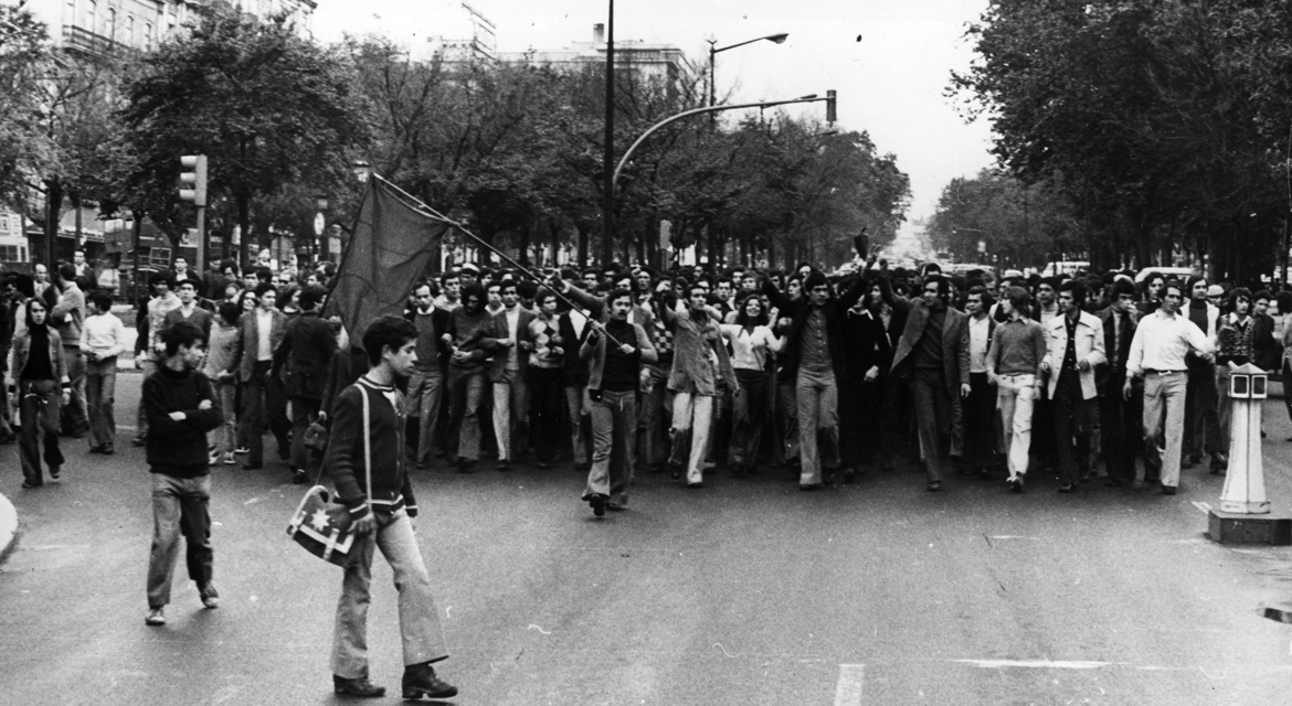 Revolución claveles