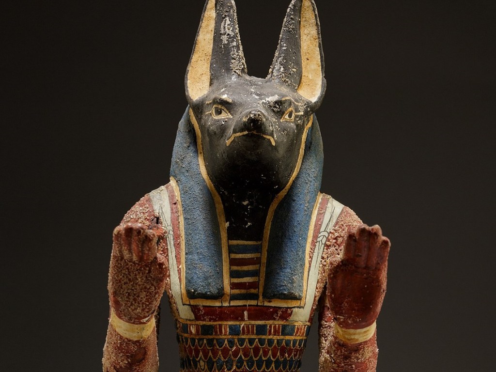 Estatua Anubis