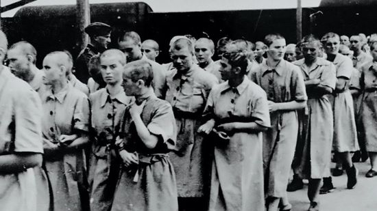 Mujeres en Auschwitz