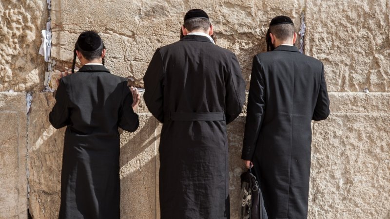judios-rezando-muro-lamentaciones