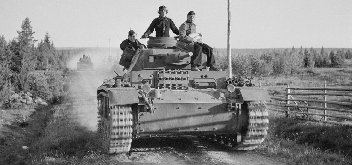 Operación Barbarroja. Soldados en un tanque