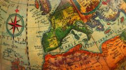 Antiguo mapa terráqueo en el que aparece España