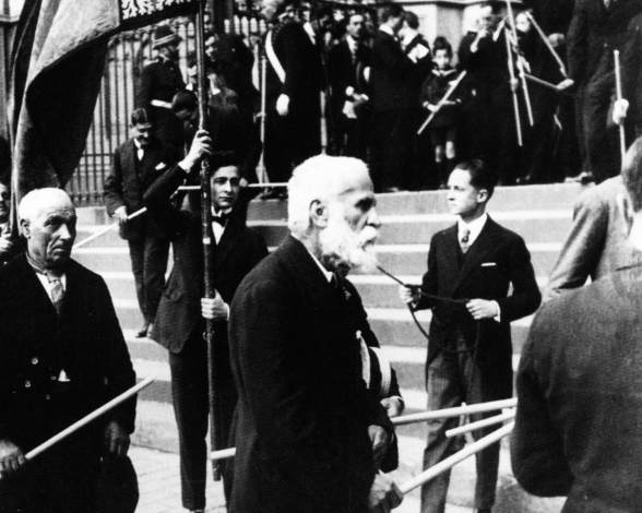 ¿Cómo murió Gaudí?