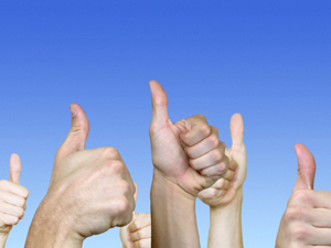 ¿Por qué levantamos el dedo pulgar para decir que algo nos gusta?