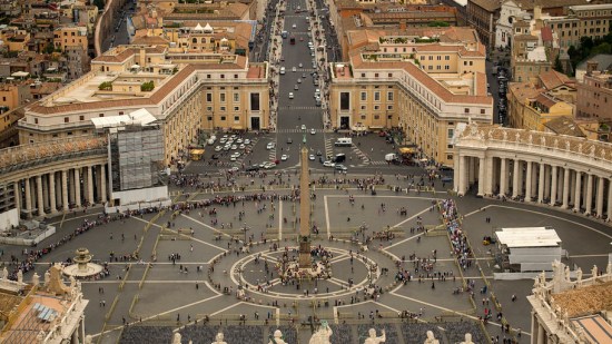 ¿Cuál fue el primer santo canonizado?