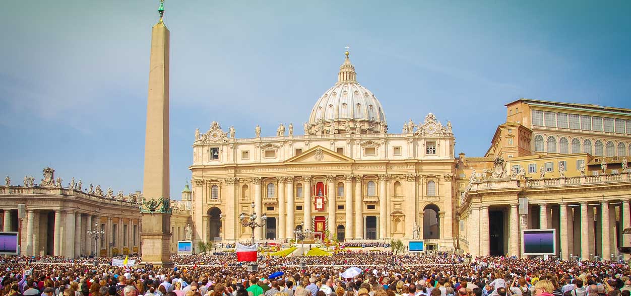 Plaza de san Pedro del Vaticano