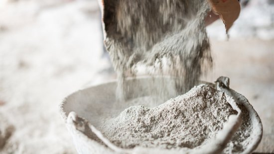 De dónde viene el cemento