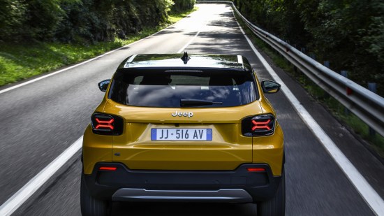 12_jeepavenger-63499286cd21f_63c587384586f