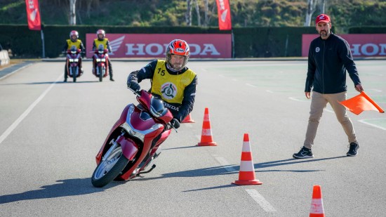 434414_El_Honda_Instituto_de_Seguridad_y_Arai_ampl_an_su_acuerdo_de_colaboraci_n