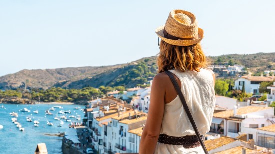 Mujer en Cadaqués