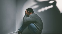 El lado oculto de las estrellas: la mirada de un médico sobre las fobias más inusuales de los famosos