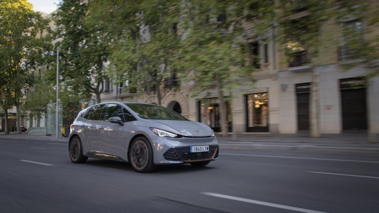 Plan-Electrificando-Espana-de-CUPRA-El-Born-desde-200-euros-al-mes_01_HQ