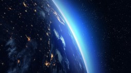 ¿Por qué los dos hemisferios de la Tierra se ven igual de brillantes desde el espacio?