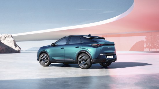 PEUGEOT_E_3008_2309PJ_137_FR