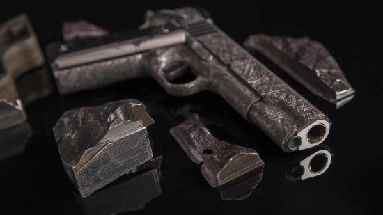 Armas 'extraterrestres': espadas y pistolas hechas con meteoritos