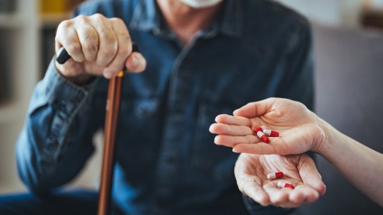 Senolíticos, los fármacos que luchan contra el envejecimiento y podrían alargar nuestra vida