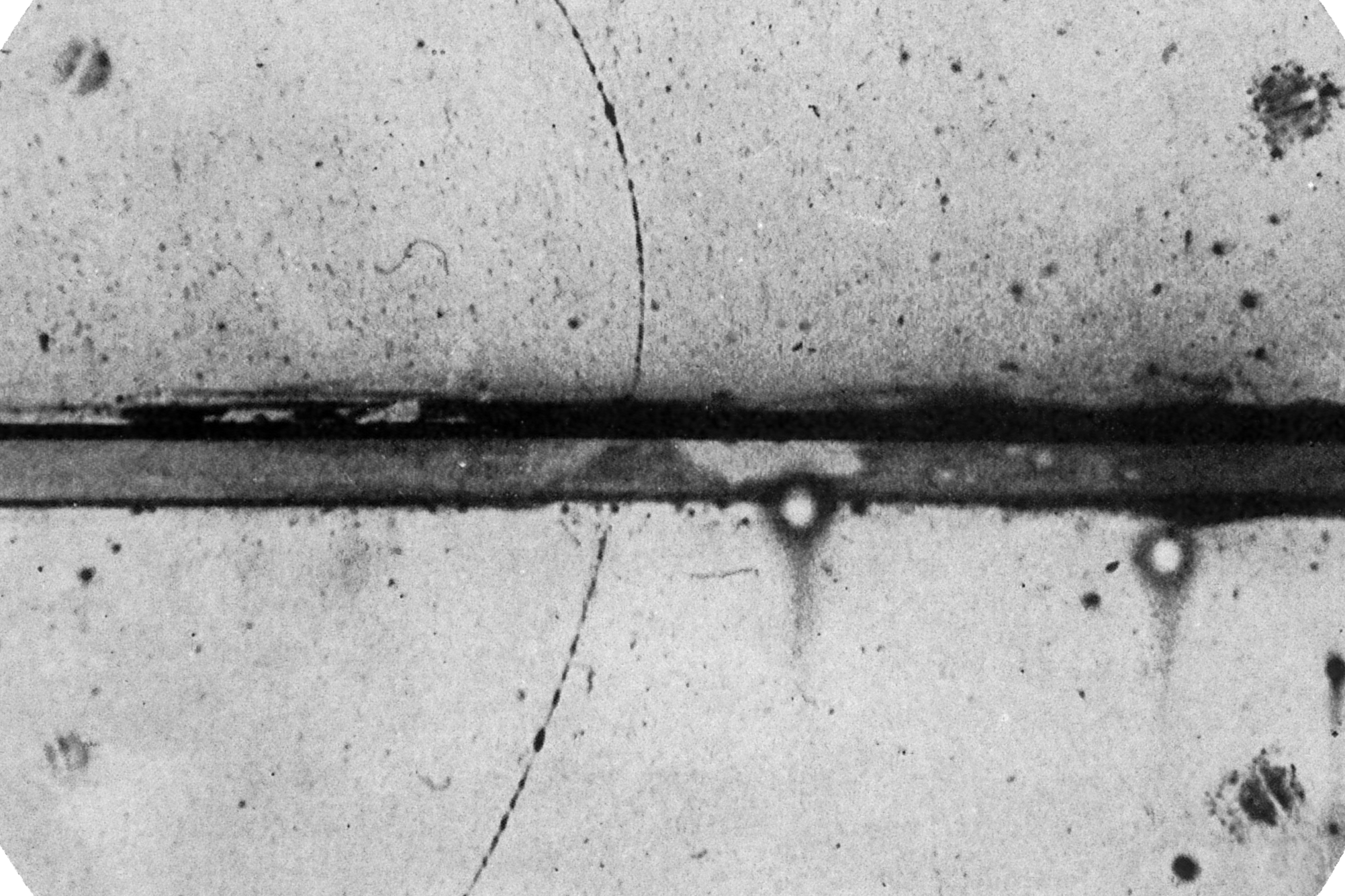 Cómo la antimateria se descubrió en una ecuación