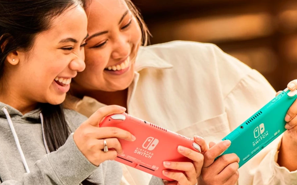 Nintendo Switch Lite Miravia Midnight Drop