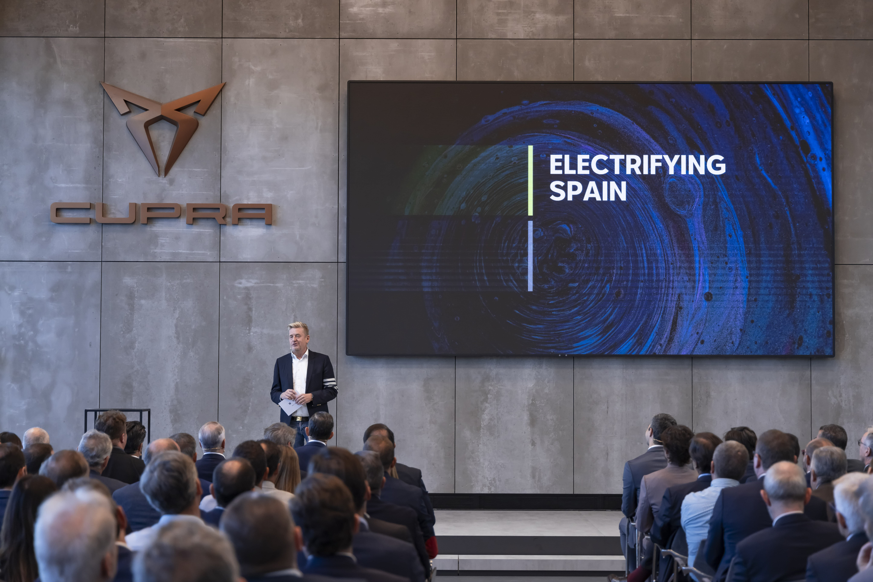 SEAT-SA-and-the-Volkswagen-Group-assign-more-than-75-of-the-Small-BEV-projects-material-costs-to-suppliers-located-in-Spain_02_HQ