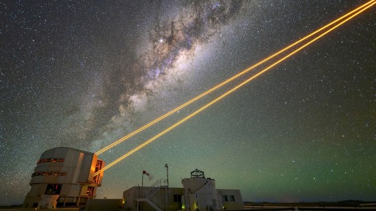 El láser tiene muchos usos, desde la medicina hasta la astronomía