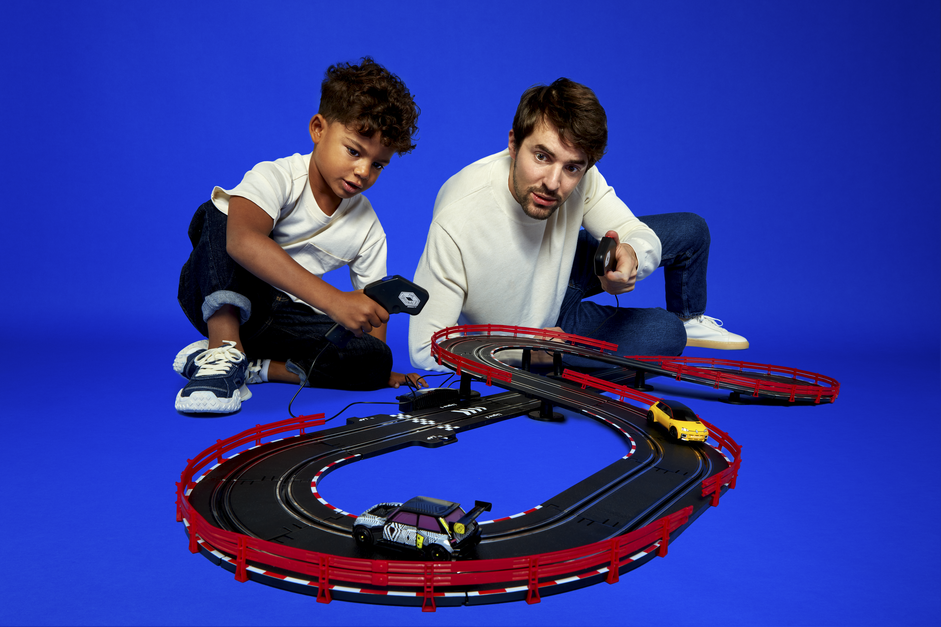 The_Originals_Renault_store_5