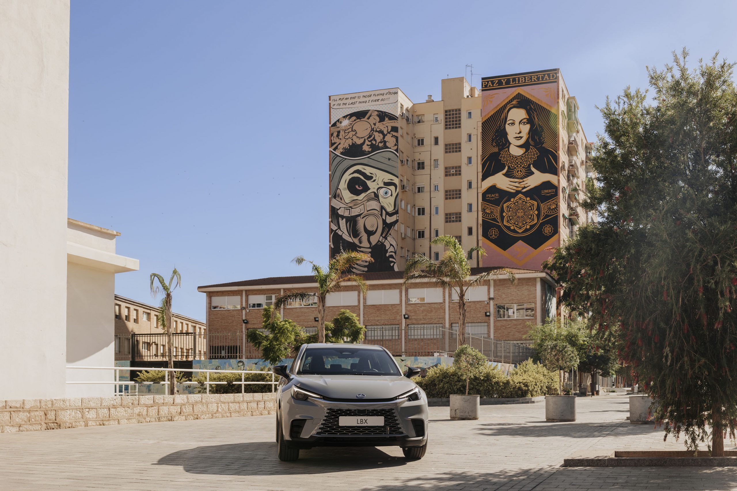 NUEVO-LEXUS-LBX-EN-MALAGA-EN-LA-FINAL-DE-LA-COPA-DAVIS-23_1-scaled