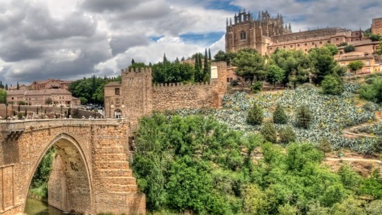 Vista de Toledo y el Río Tajo.