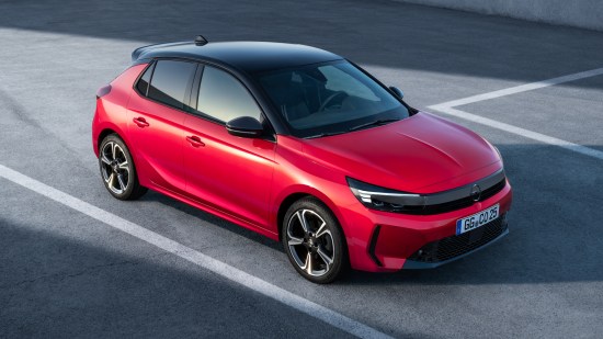 DebutNewOpelCorsawith48VHybridDriveforFirstTime(3)