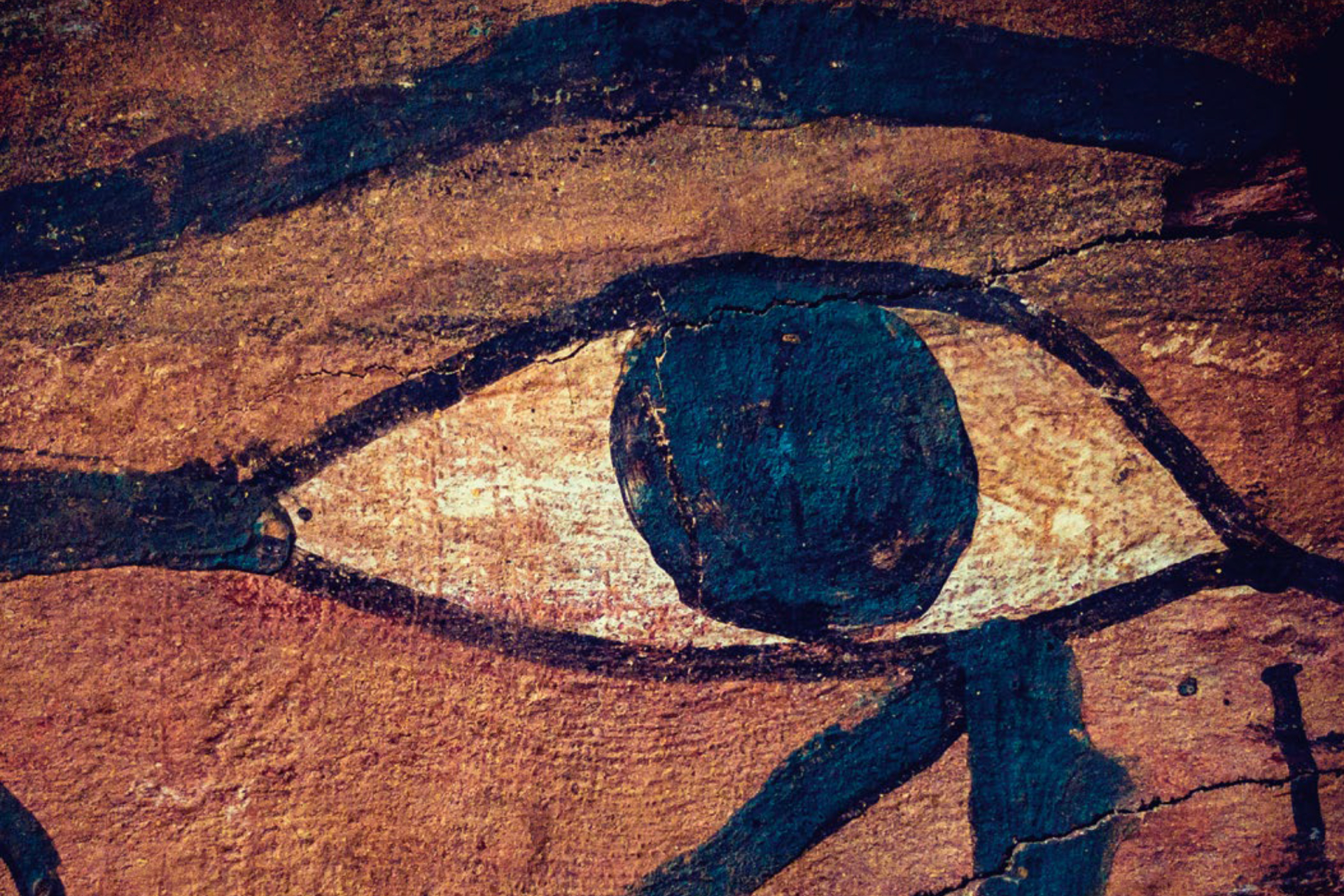 Amuleto que representa el ojo de Horus, símbolo de protección, poder real y salud. Metropolitan Museum of Art, New York.