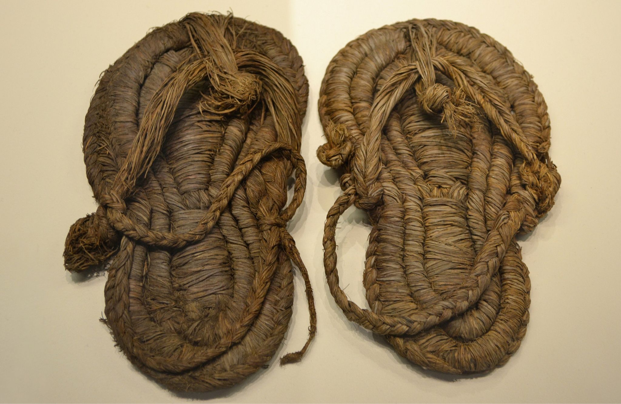 zapatos mas antiguos de la historia