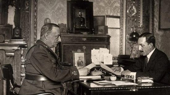 Alfonso XIII despacha con Miguel Primo de Rivera